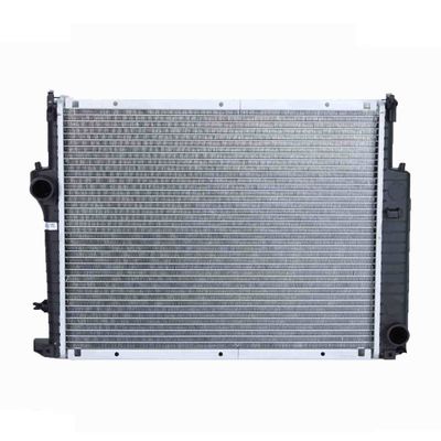 قیمت خوب 17111728908 قطعات معدنی اتومبیل آلومینیوم رادیاتور بریز شده برای BMW 325 سری 2.5 آنلاین