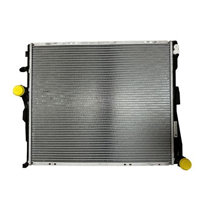 قیمت خوب 17113415693 قطعات اتومبیل سیستم خنک کننده خودرو خنک کننده مایع خنک کننده موتور برای BMW X3 E83 03-11 آنلاین