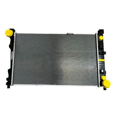 قیمت خوب 2002-2004 سال قطعات اتومبیل رادیاتور آلومینیومی برای مرسدس بنز W203 A209 C209 3513408 آنلاین
