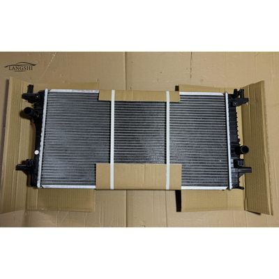 قیمت خوب 10122633 قطعات معدنی آلومینیومی برای سیستم خنک کننده خودرو MG 6 و ROEWE RX5 آنلاین